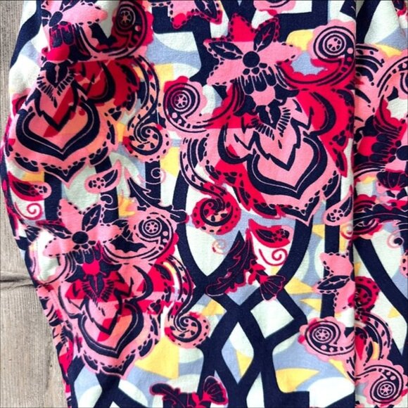 LuLaRoe Blue Red Pink Yellow Black Design Lightweight Leggings Pants Women's OS - Picture 4 of 9
